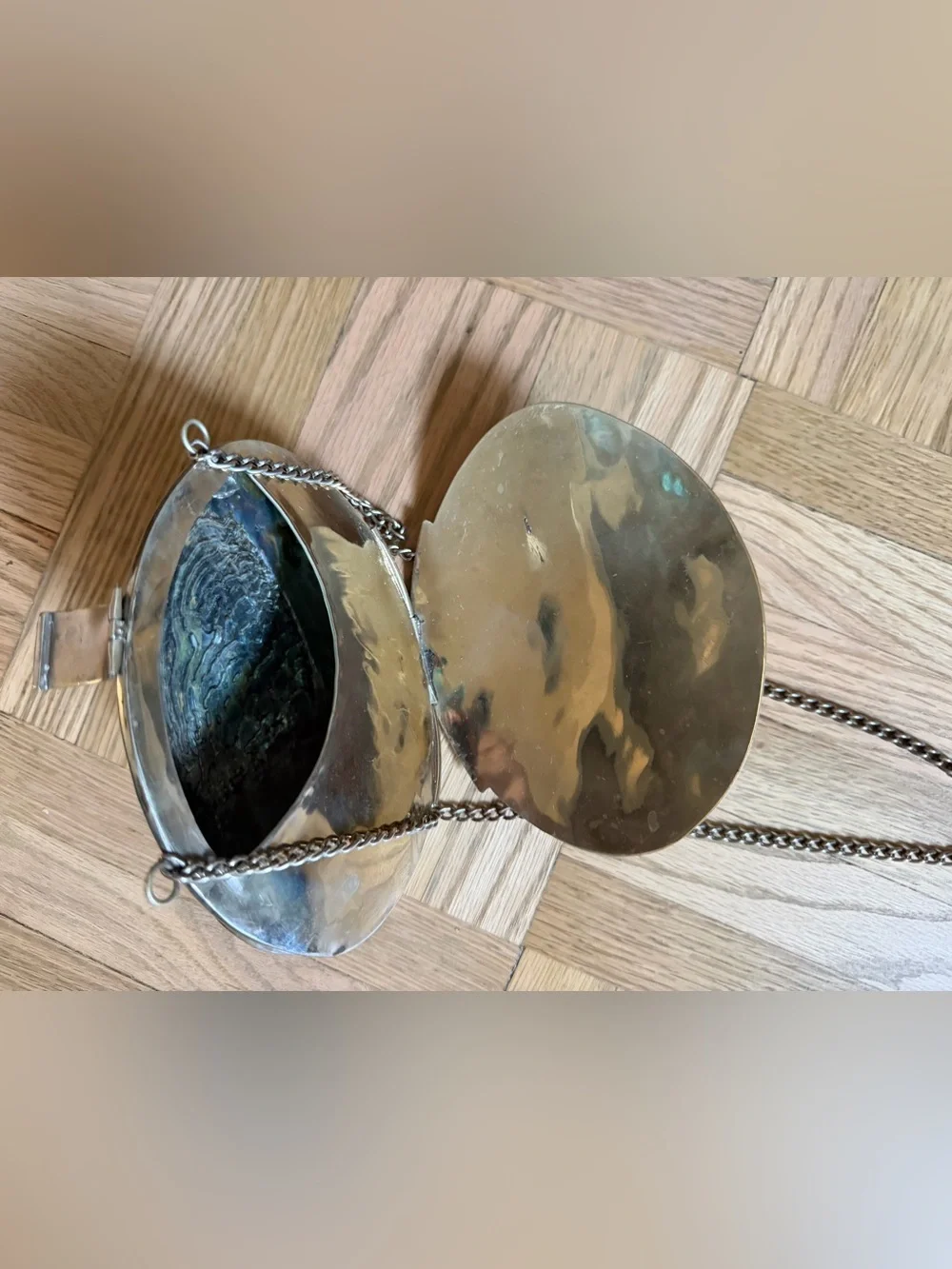 Vintage 1960s Abalone Shell Clutch Purse with iridescent shell pattern